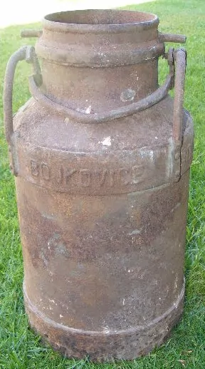 KONVIČKA KONVA BANDASKA NA MLÉKO CCA 10 L BOJKOVICE