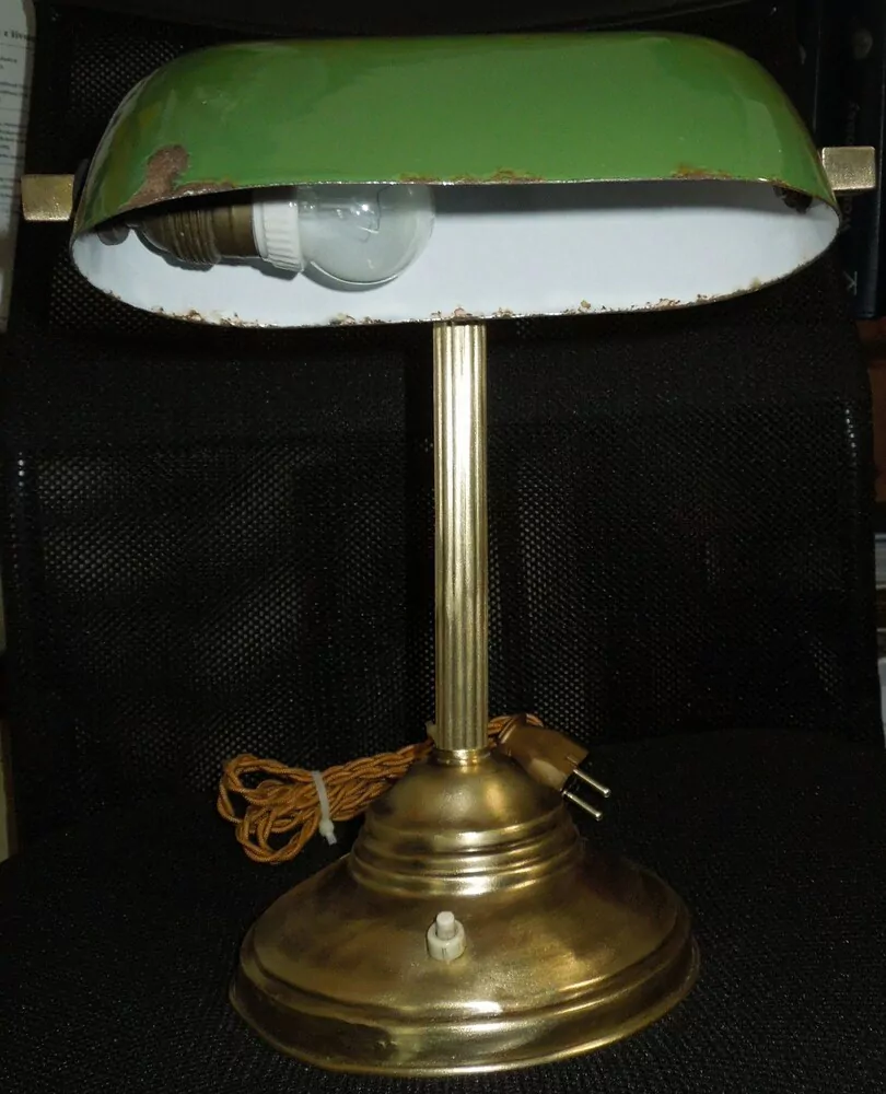STAROŽITNÁ STOLNÍ LAMPA ELEKTRICKÁ BANKÉŘKA