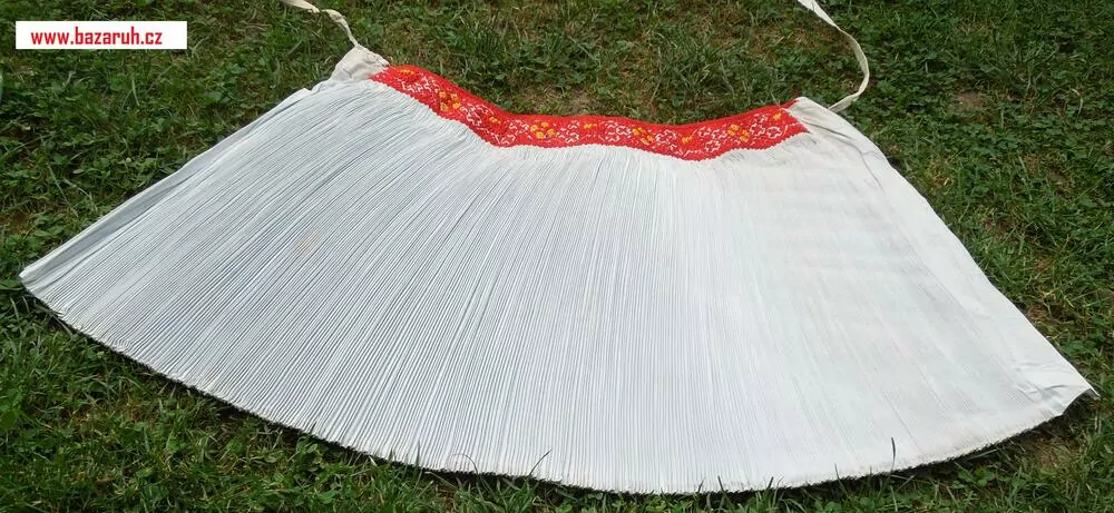 KROJ FĚRTOCH BÍLÝ KUNOVSKÝ, D 42