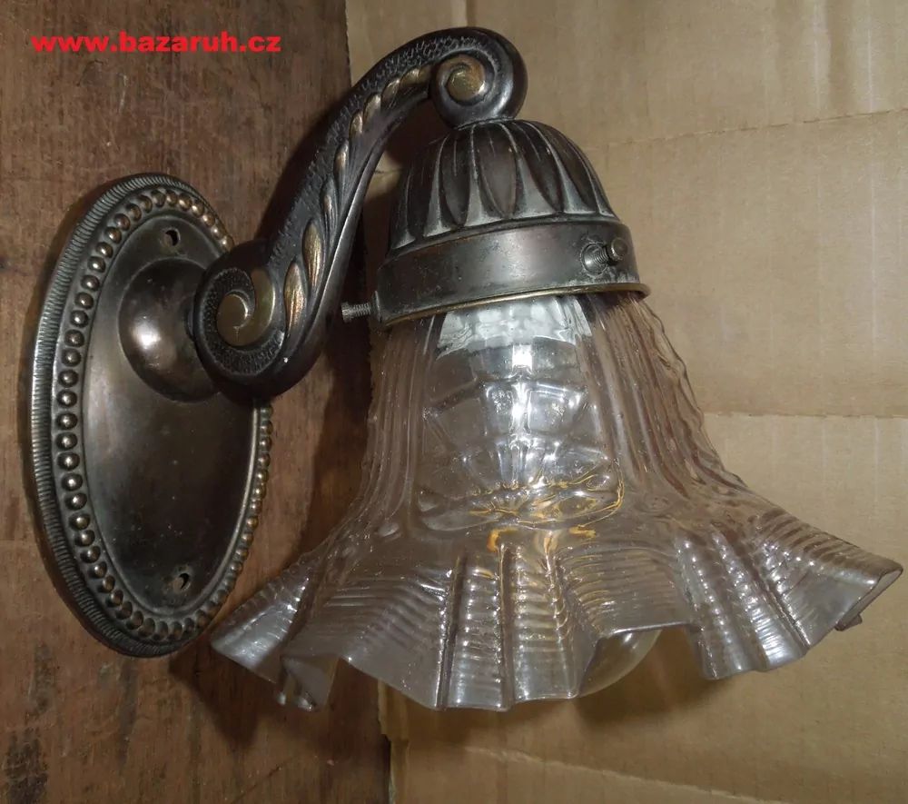LAMPIČKA NA STĚNU 1 KS NÁSTĚNNÁ LAMPA