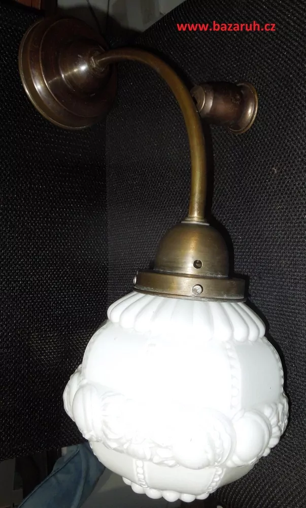 LAMPIČKA NA STĚNU 1 KS NÁSTĚNNÁ LAMPA ELEKTRICKÁ