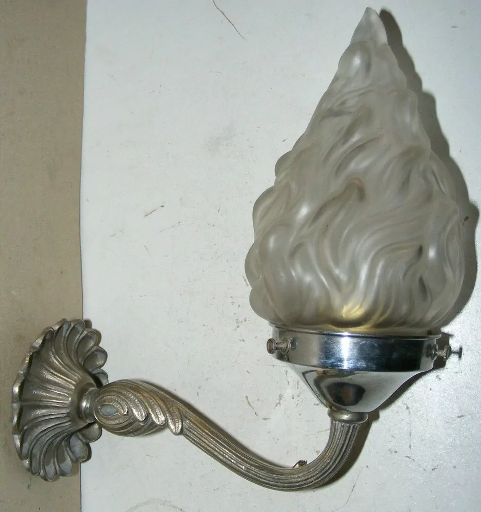 LAMPIČKA NA STĚNU 1 KS NÁSTĚNNÁ LAMPA ELEKTRICKÁ