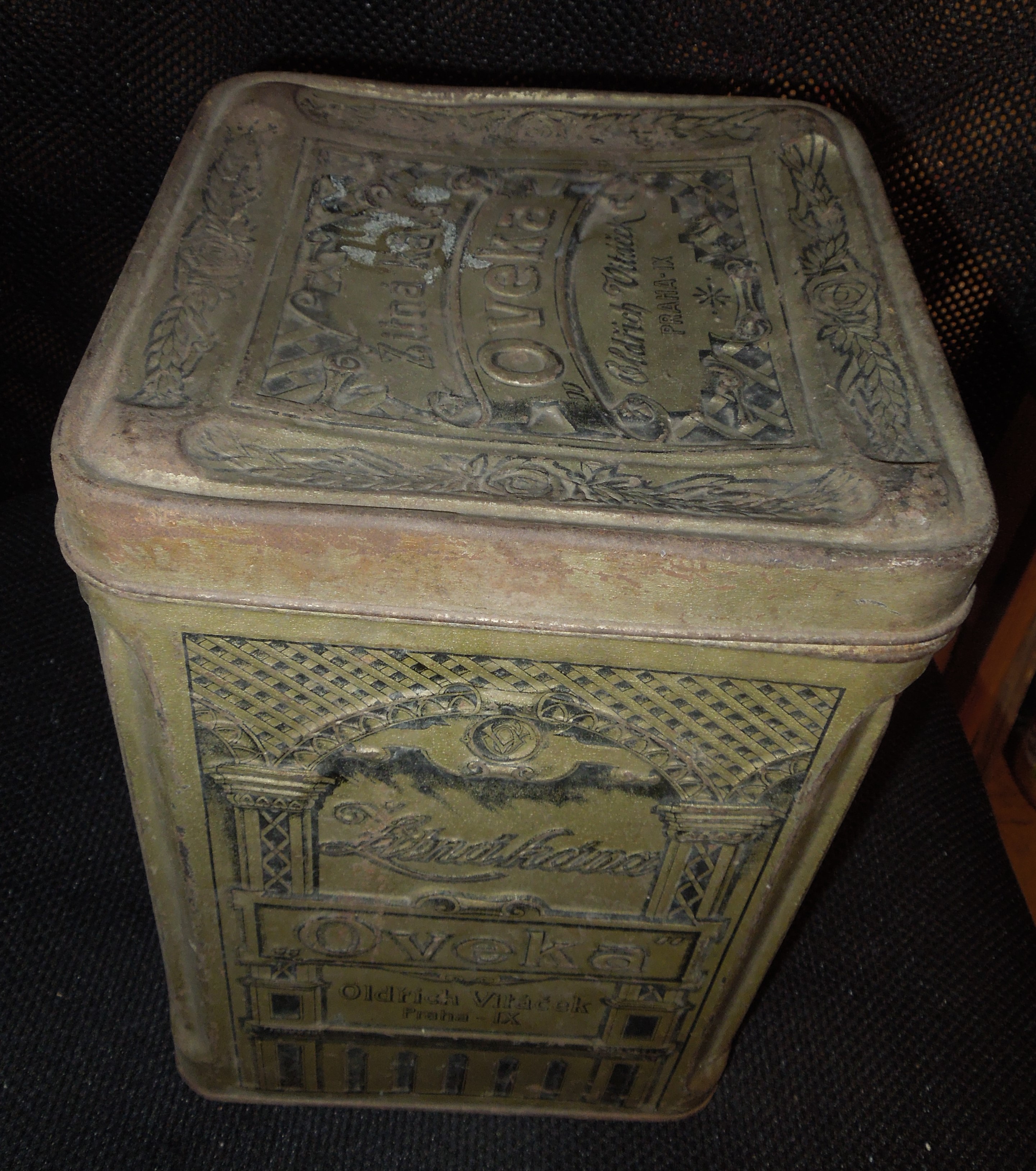 Plechová dóza - OVEKA - ŽITNÁ KÁVA O. VITÁČEK PRAHA