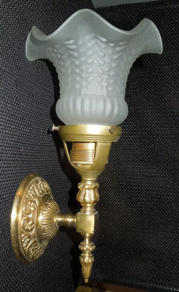 STAROŽITNÁ LAMPIČKA NA STĚNU 1 KS NÁSTĚNNÁ LAMPA