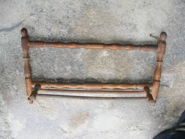 STAROŽITNÝ VĚŠÁK