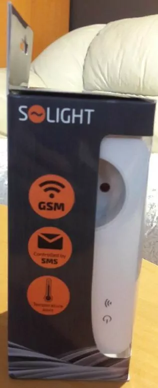 Solight GSM dálkově ovládaná zásuvka 230V/16A, bílá