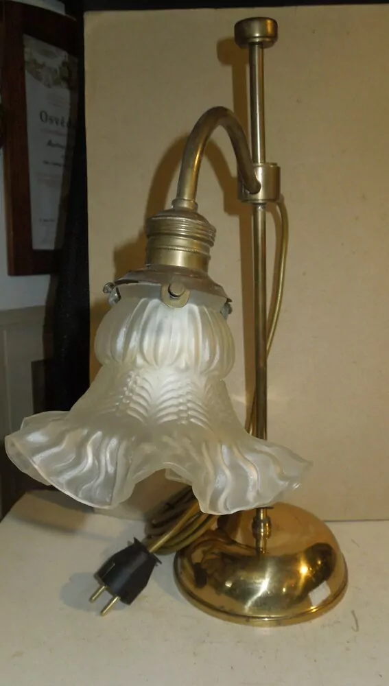 STAROŽITNÁ STOLNÍ LAMPA ELEKTRICKÁ
