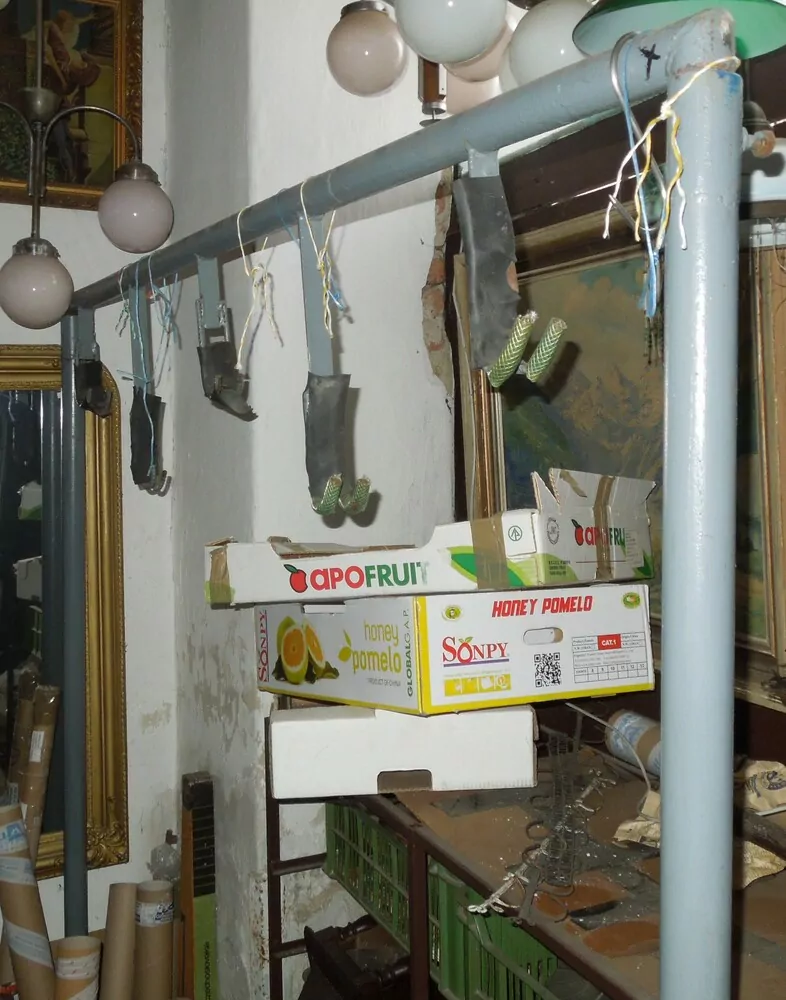 STOJAN NA KOLA, DO GARÁŽE, SKLEPA , KOLÁRNY ATD.