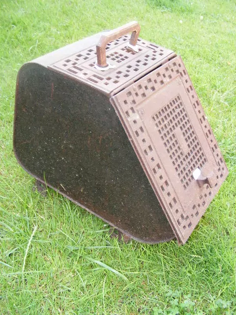STAROŽITNÝ UHLÁK