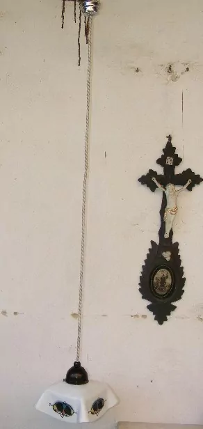 STARÝ LUSTR STÍNÍTKO