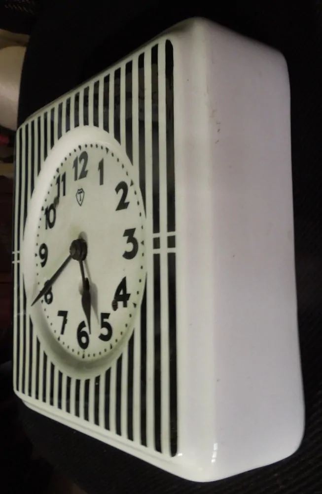 HODINY PORCELÁNOVÉ KUCHYŇSKÉ PORCELÁNKY 