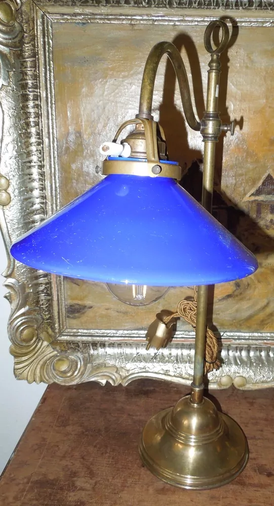 STAROŽITNÁ LAMPA ELEKTRICKÁ LAMPIČKA