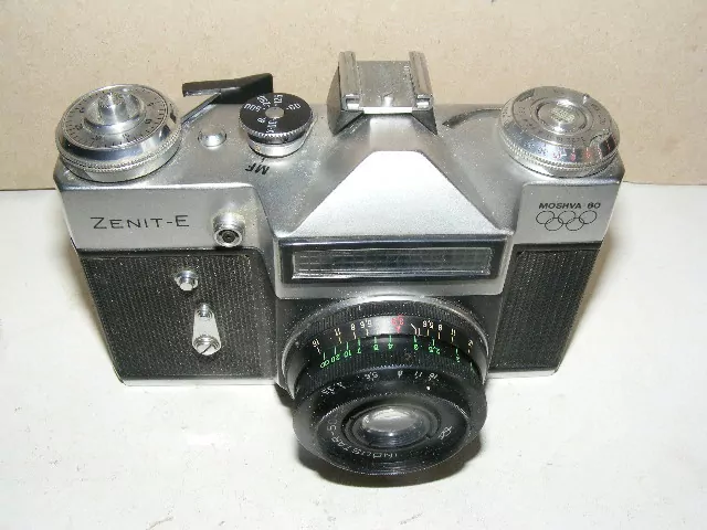 FOTOAPARÁT ZENIT E