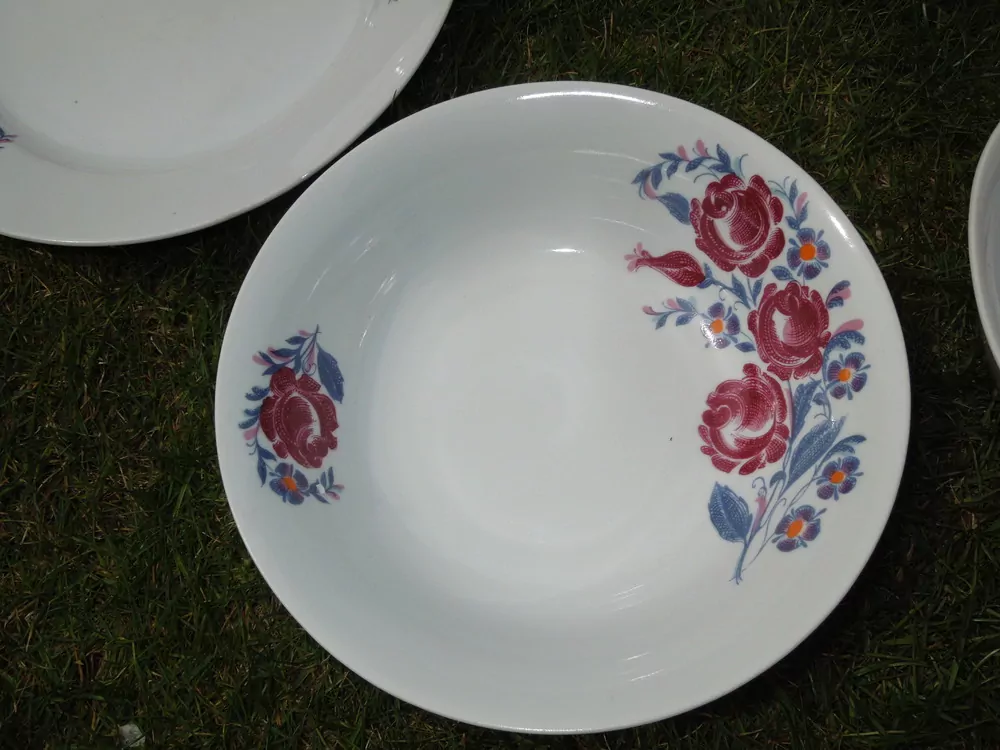 PORCELÁNOVÁ SOUPRAVA RŮŽE