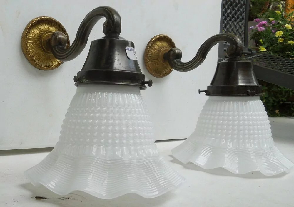 LAMPIČKA NA STĚNU 2 KS NÁSTĚNNÁ LAMPA