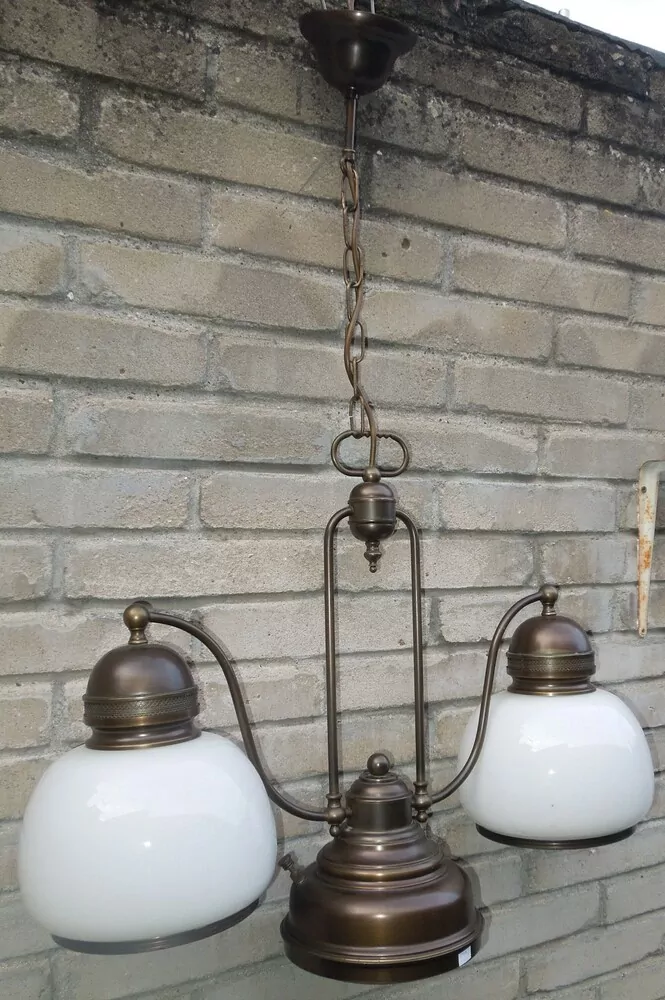Lustr NA TŘI ŽÁROVKY