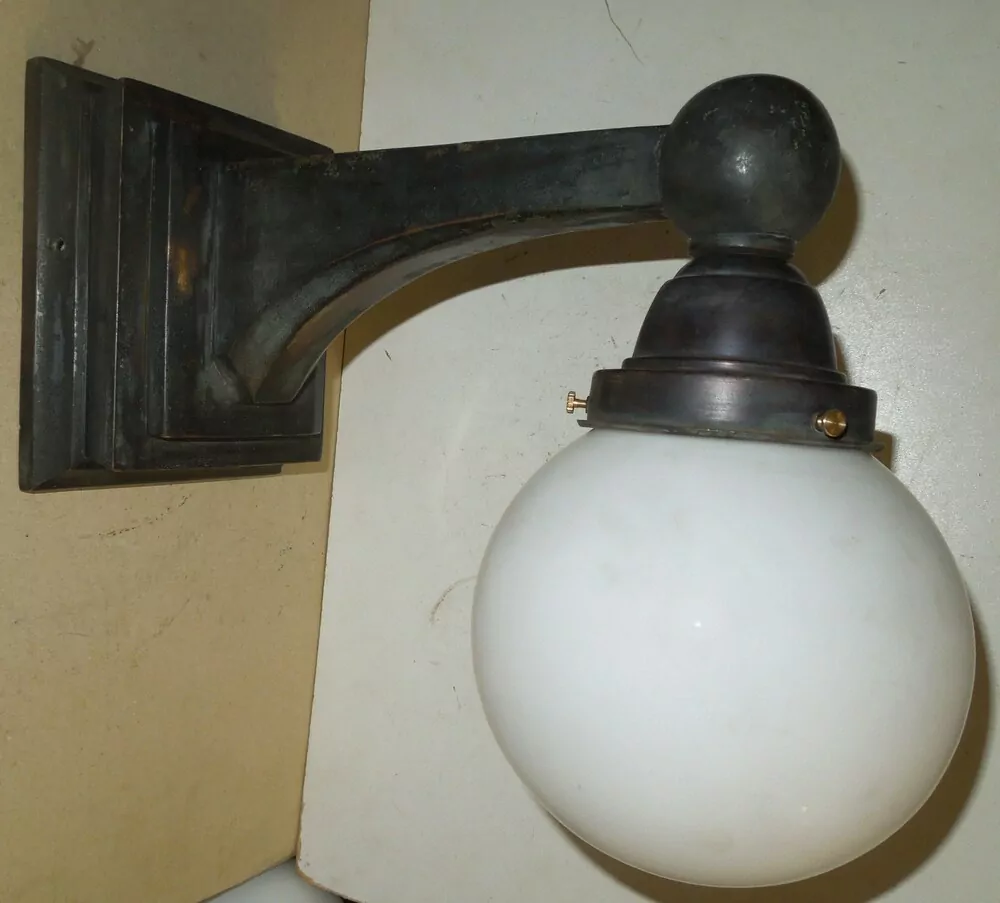 STAROŽITNÁ MASIVNÍ LAMPIČKA NA STĚNU 1 KS NÁSTĚNNÁ LAMPA