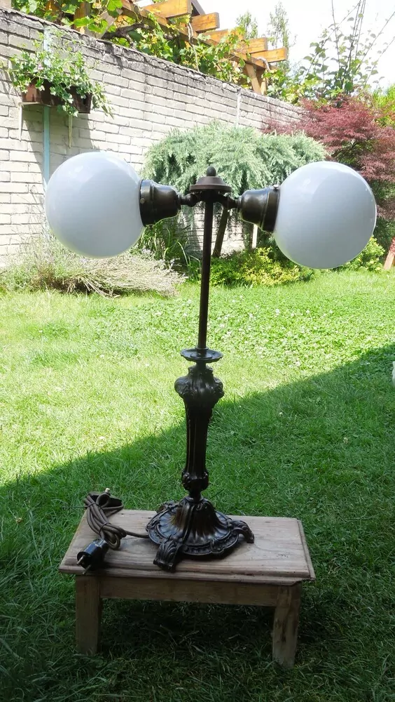 STOLNÍ LAMPA NASTAVOVACÍ