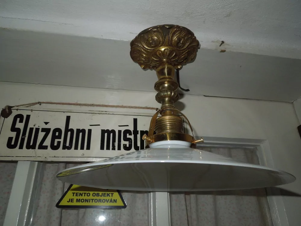 STARÝ LUSTR STÍNÍTKO STROPNICE