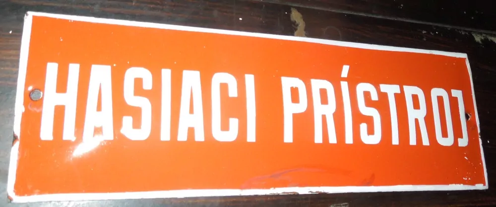 Plechová smaltovaná cedule HASIACI PRÍSTROJ