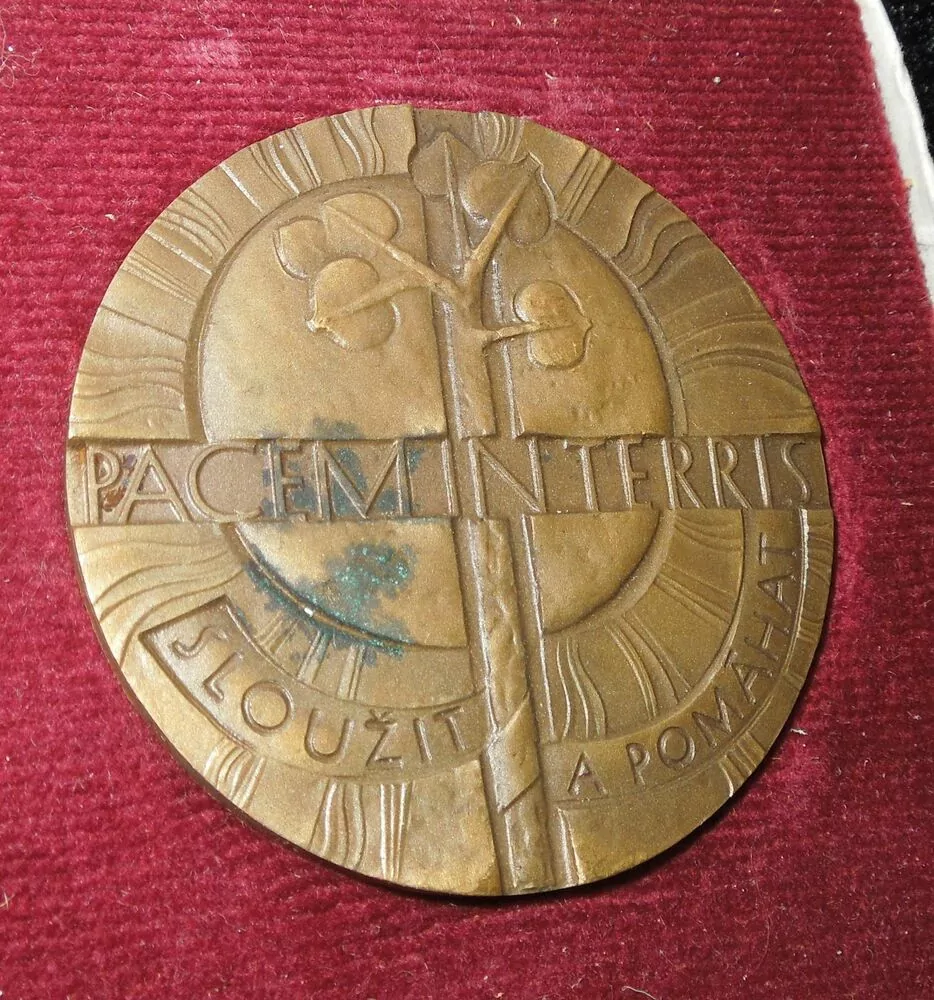 Medaile - Sloužit a pomáhat - Pacem in terris ( Mír na zemi )