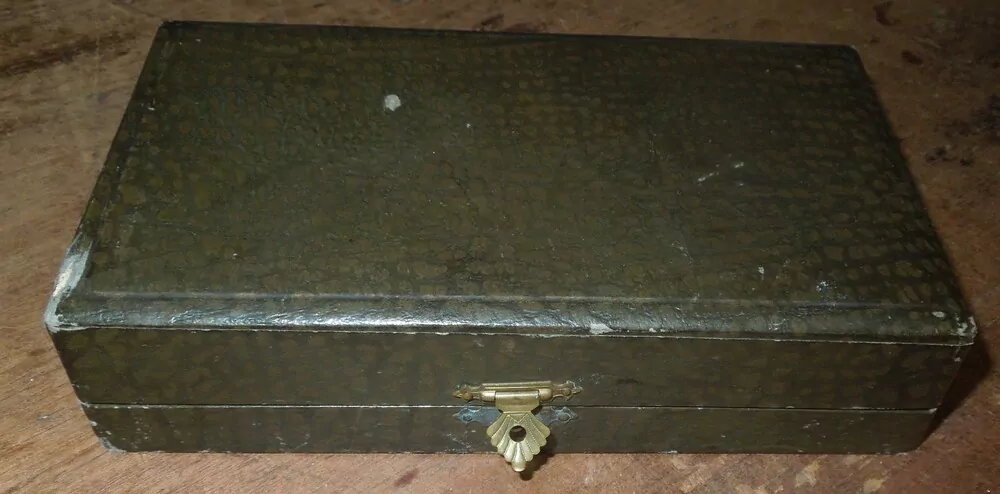 LŽIČKY V KAZETĚ WMF 90