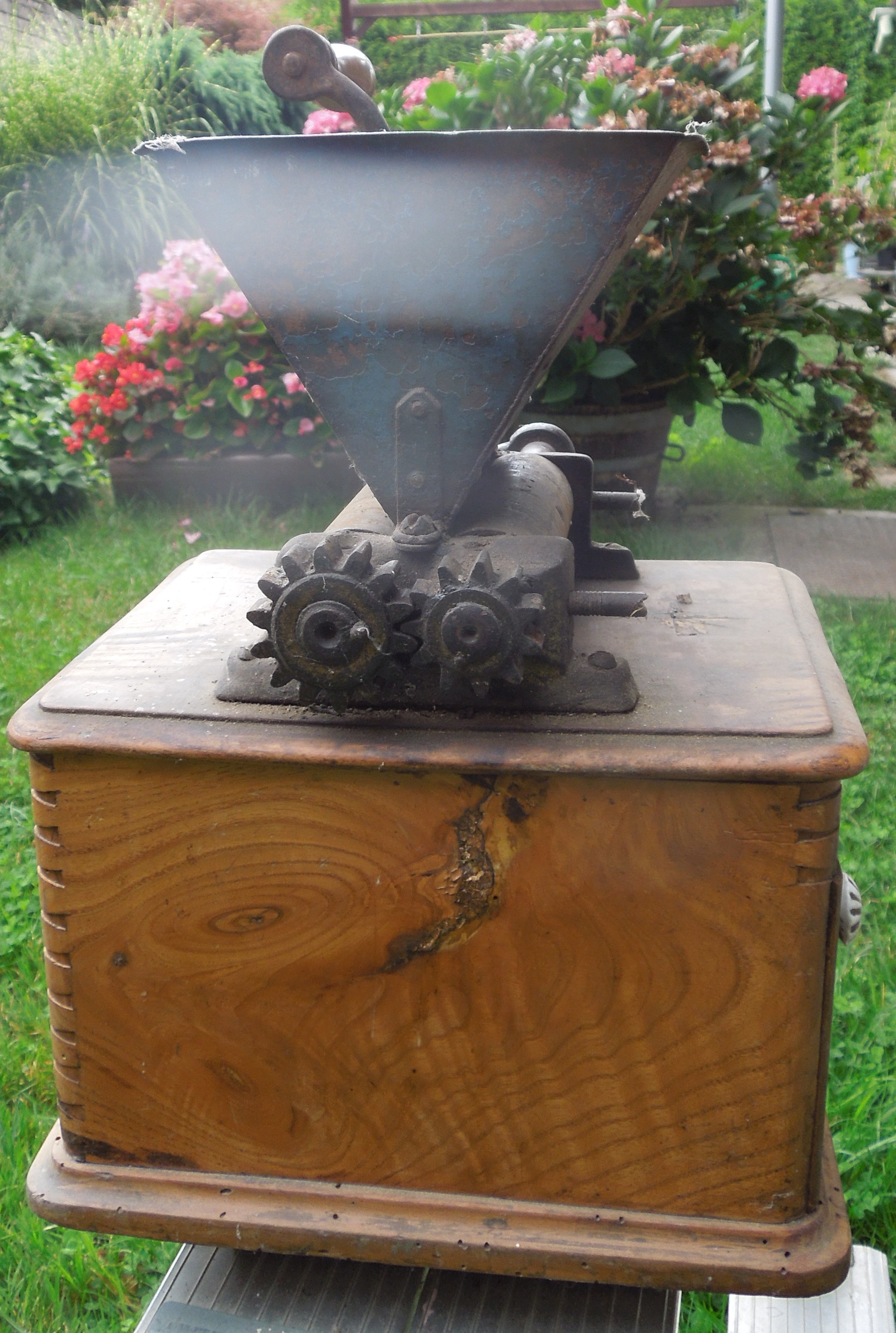 STAROŽITNÝ MLÝNEK 