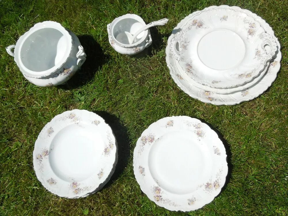 PORCELÁNOVÁ SADA, 18 KUSŮ