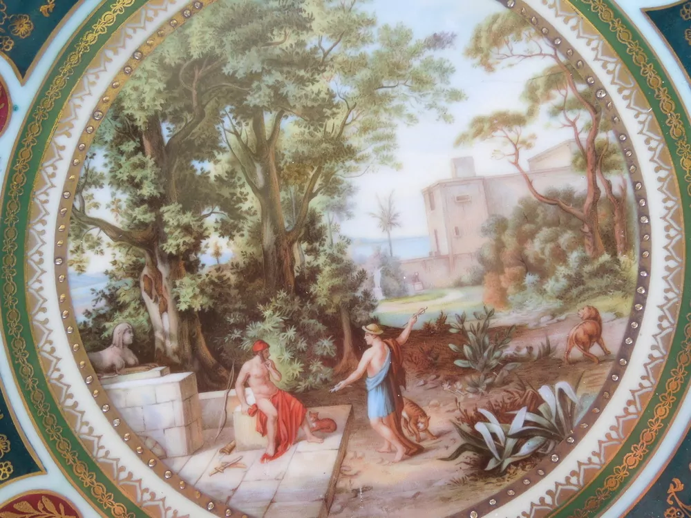 TALÍŘ PORCELÁNOVÝ "ALTROHLAU"