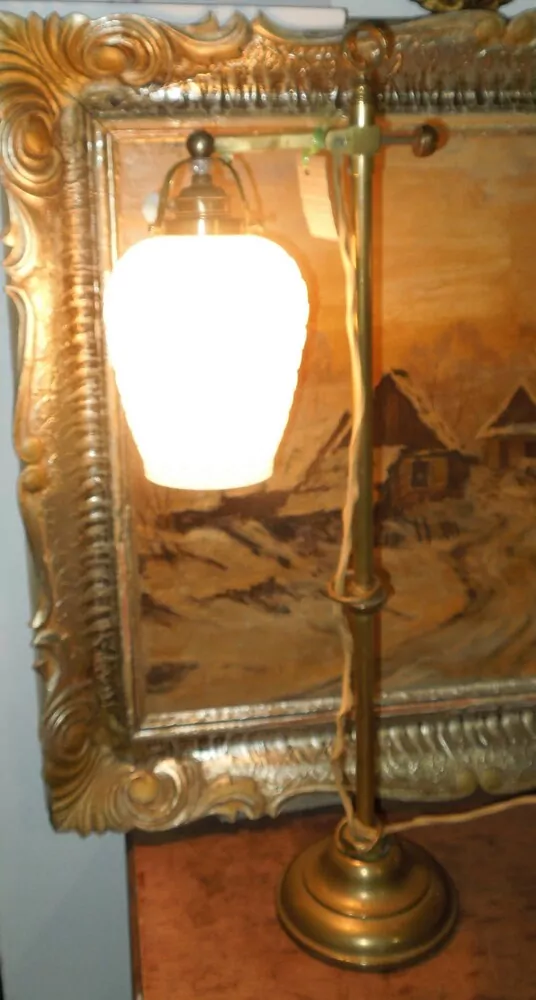 STAROŽITNOST STOLNÍ LAMPA MOSAZNÁ ELEKTRICKÁ
