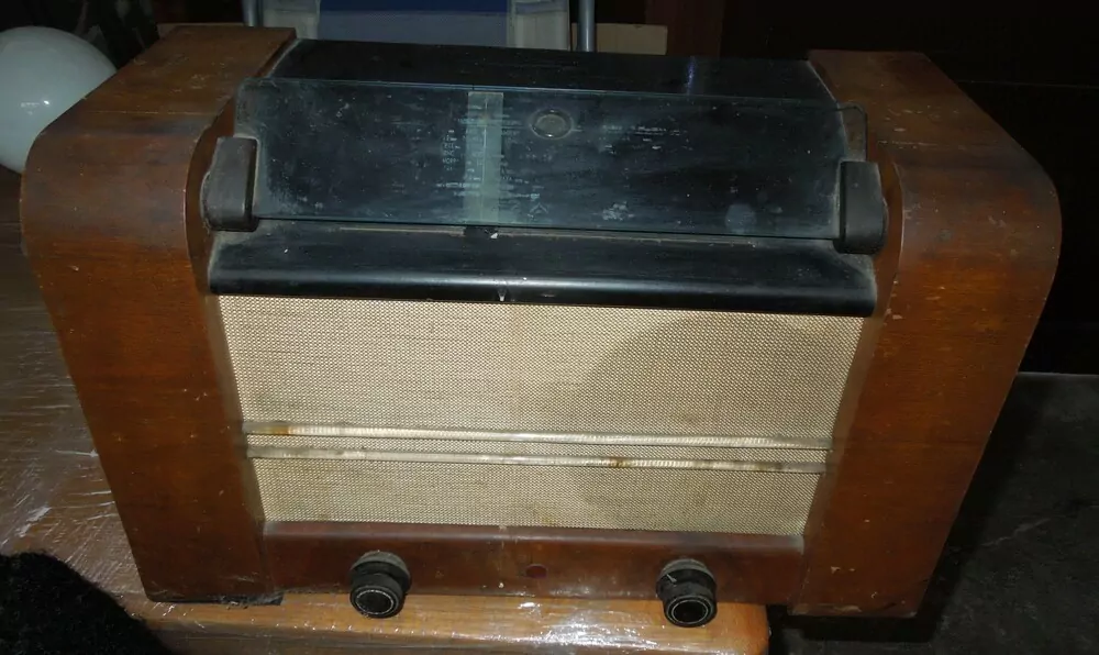 STARÉ RÁDIO