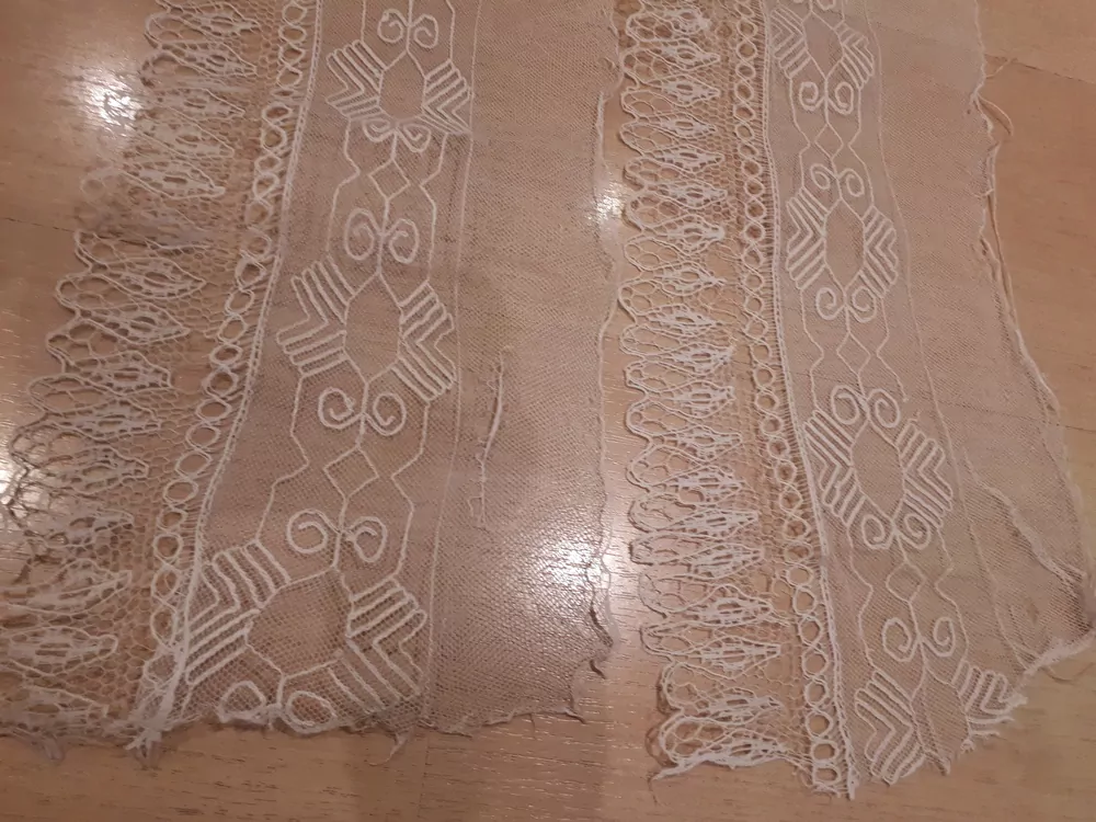 NECOVANÝ SÍŤOVANÝ OBOJEK - LÍMEC KE KROJI KROJI