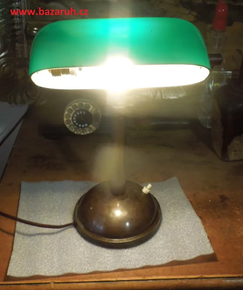 STAROŽITNÁ STOLNÍ LAMPA BANKOVNÍ ELEKTRICKÁ BANKÉŘKA