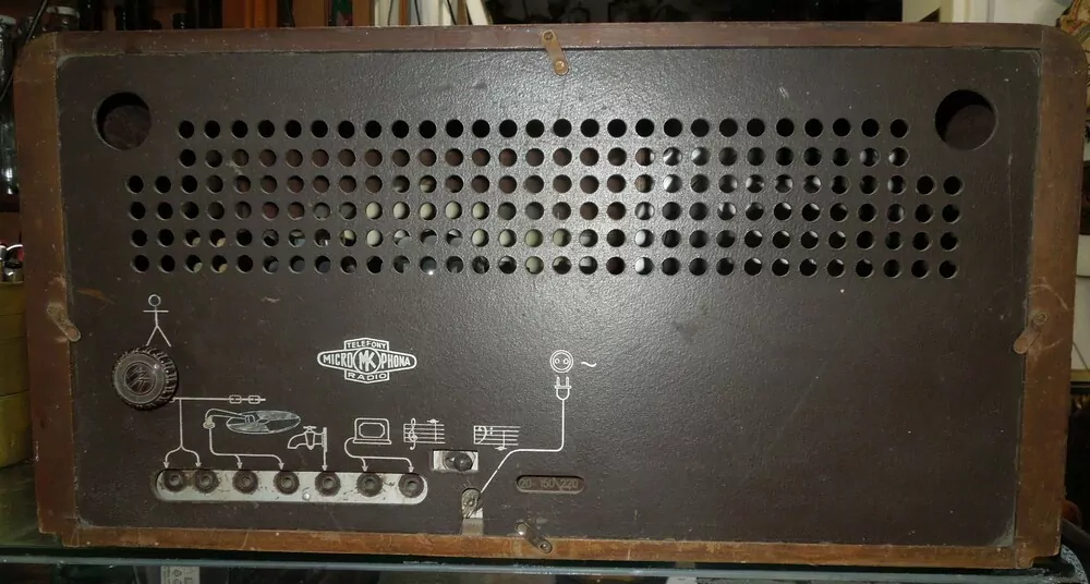 RADIO MIKROPHONA