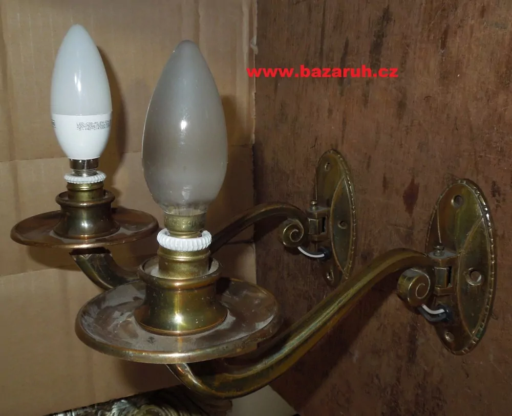 LAMPIČKA NA STĚNU 2 KS NÁSTĚNNÁ LAMPA
