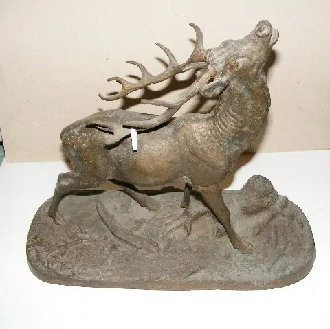 SOCHA JELEN BRONZ
