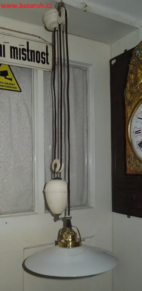 STAROŽITNÝ LUSTR STAHOVACÍ, STAHOVAČKA