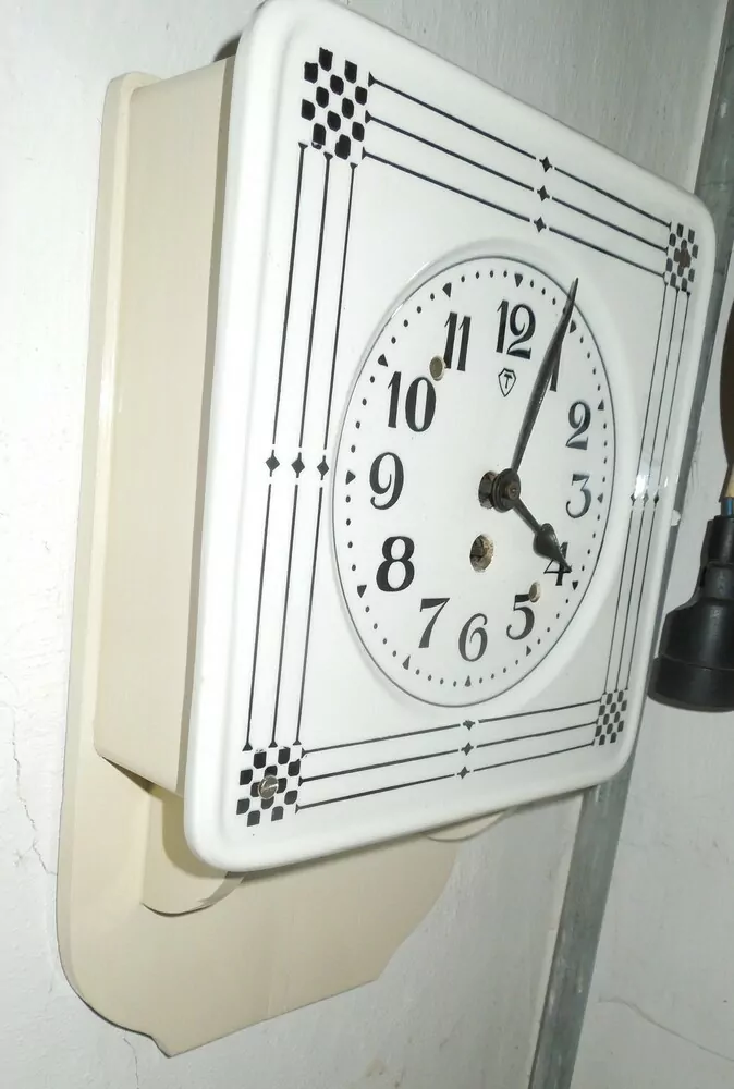 HODINY PORCELÁNOVÉ KUCHYŇSKÉ PORCELÁNKY