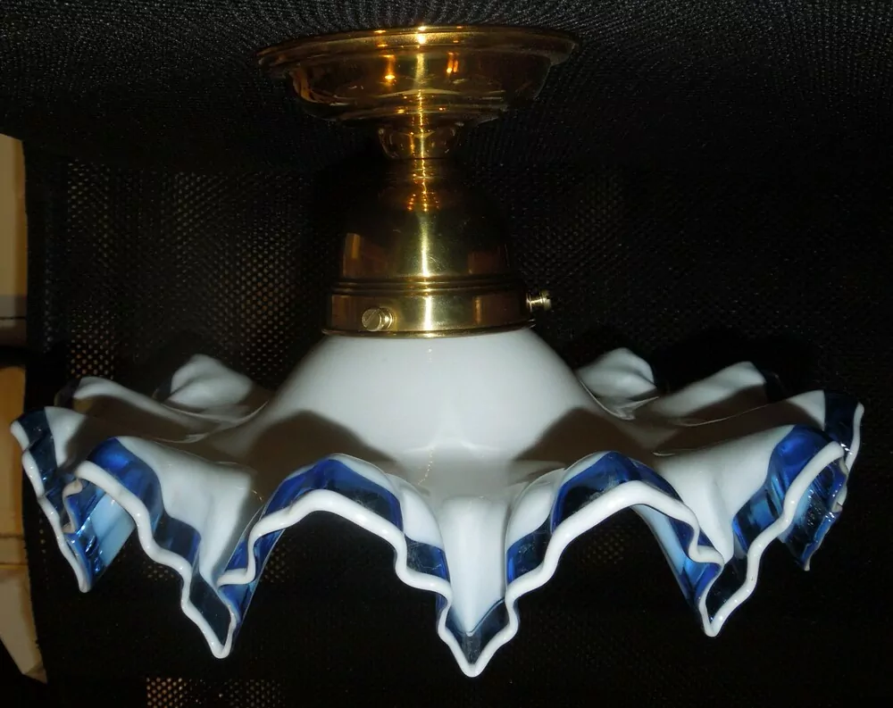 STAROŽITNOST STROPNICE 1 KS LUSTR STÍNÍTKO ŠIRM