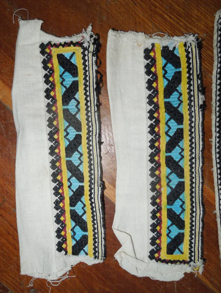 KROJ VYŠÍVÁNÍ KE KROJI DÁMSKÉ NIVNICKO