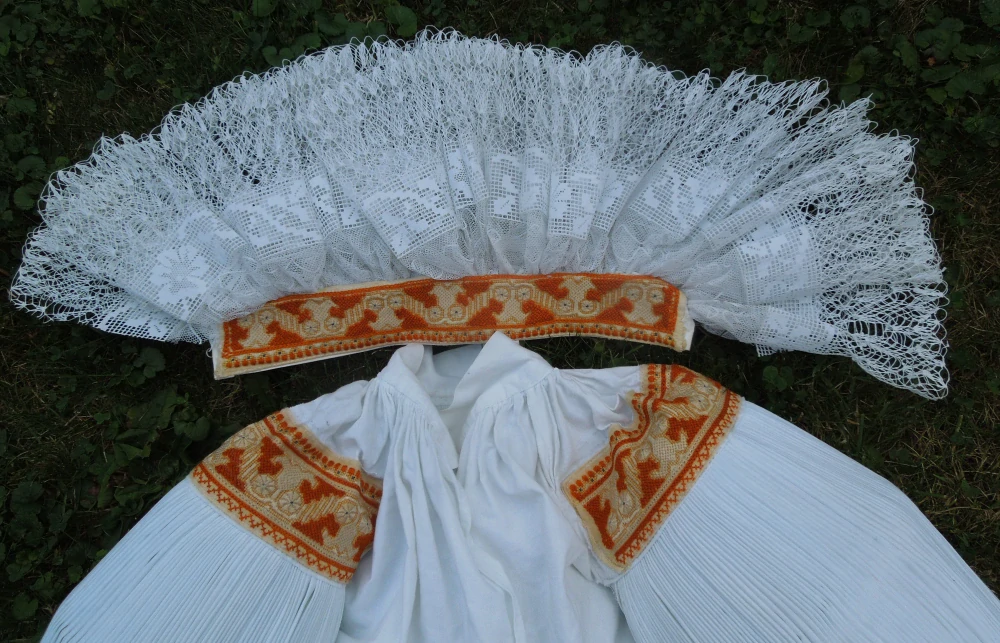 KROJ RUKÁVCE DÍVČÍ VNOROVSKÉ