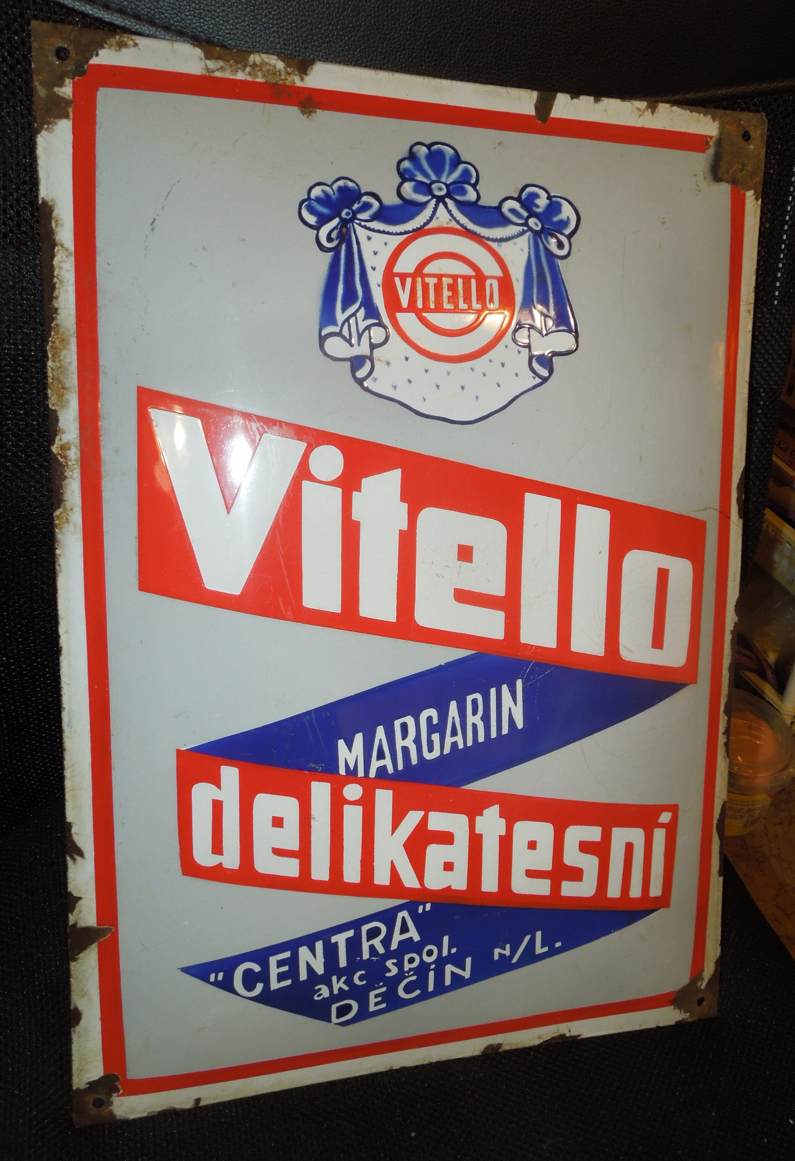 PLECHOVÁ SMALTOVÁ CEDULE VITELLO