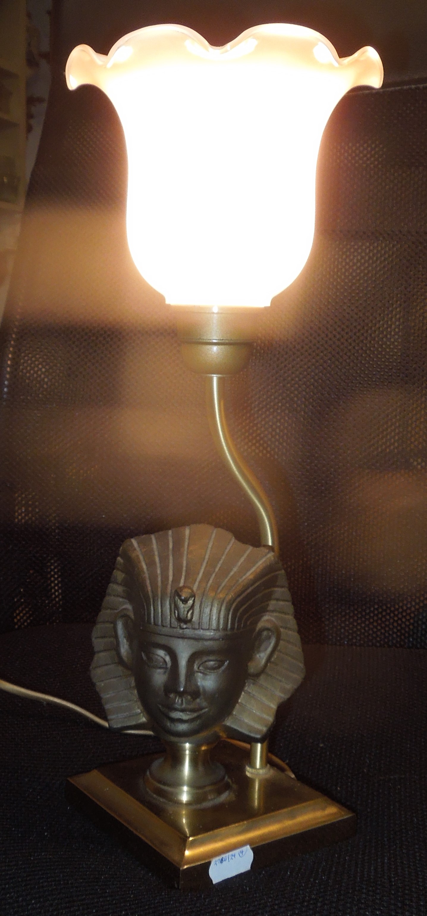 STARÁ STOLNÍ LAMPA MOTIV EGYPT