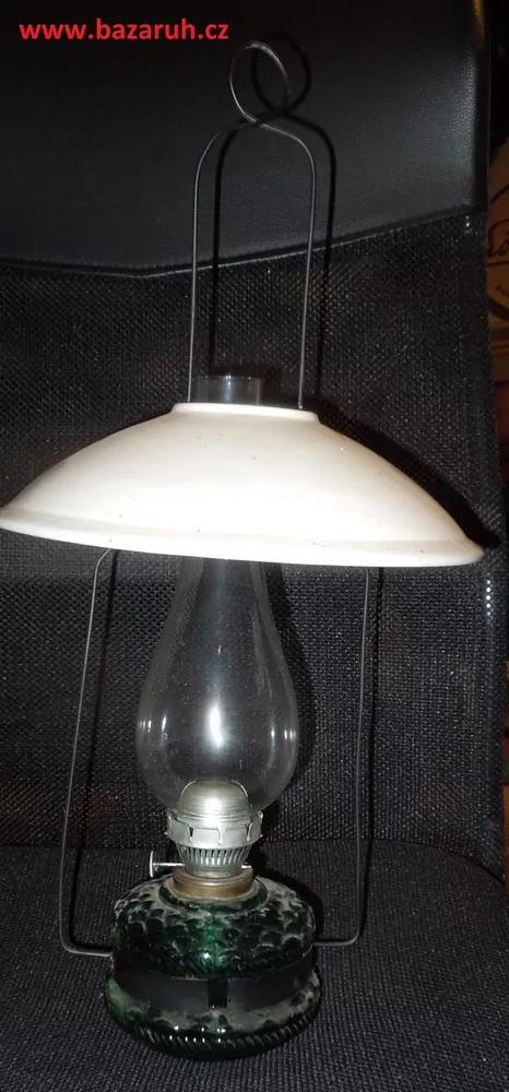STAROŽITNÁ PETROLEJOVÁ LAMPA , PETROLEJKA
