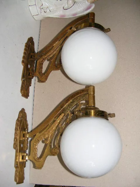 LAMPIČKA NA STĚNU 2 KS LAMPIČKY LAMPY ELEKTRICKÉ