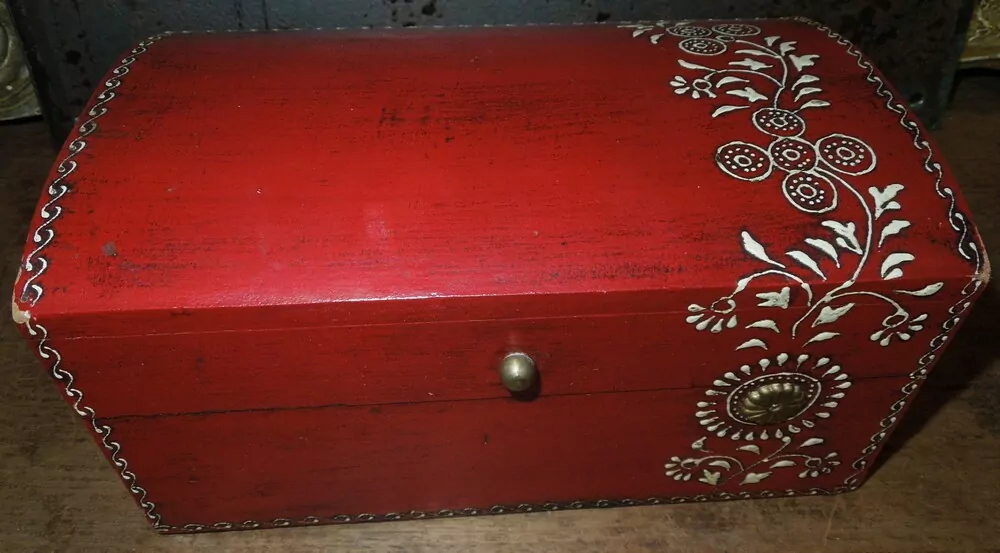 DŘEVĚNÁ KRABIČKA,ŠPERKOVNICE,SKŘÍŇKA