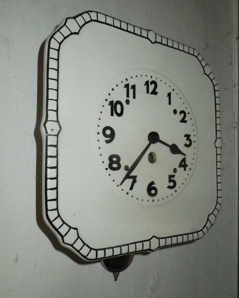 HODINY PORCELÁNOVÉ KUCHYŇSKÉ PORCELÁNKY 