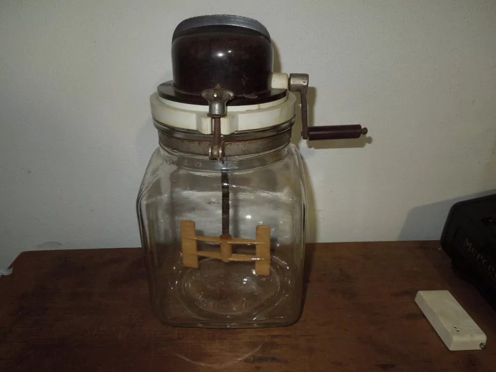 ŠLEHAČ NA MÁSLO , ŠLEHAČKU , TVAROH, MÁSELNICE