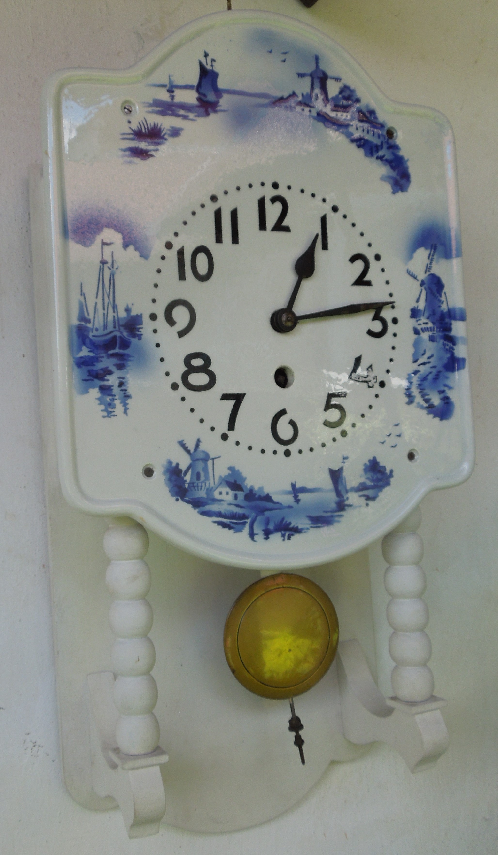 HODINY PORCELÁNOVÉ KUCHYŇSKÉ PORCELÁNKY  MLÝNY