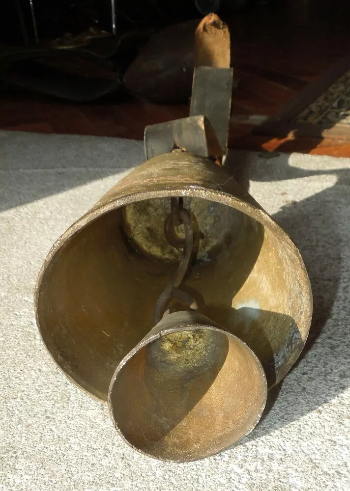 ZVON ZVONEK OPASEK PRO KRÁVU KOZU OVCI ??